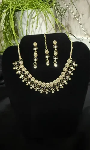 asian jewellery set with full necklace earrings & tikka set bridal jewellery in black & golden colour code b4s18