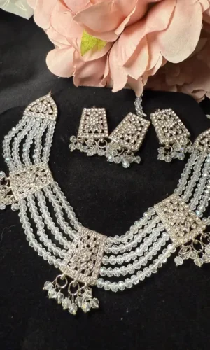 elegant asian jewellery set with rhinestone accents and beaded design for special occasions perfect for weddings parties and events